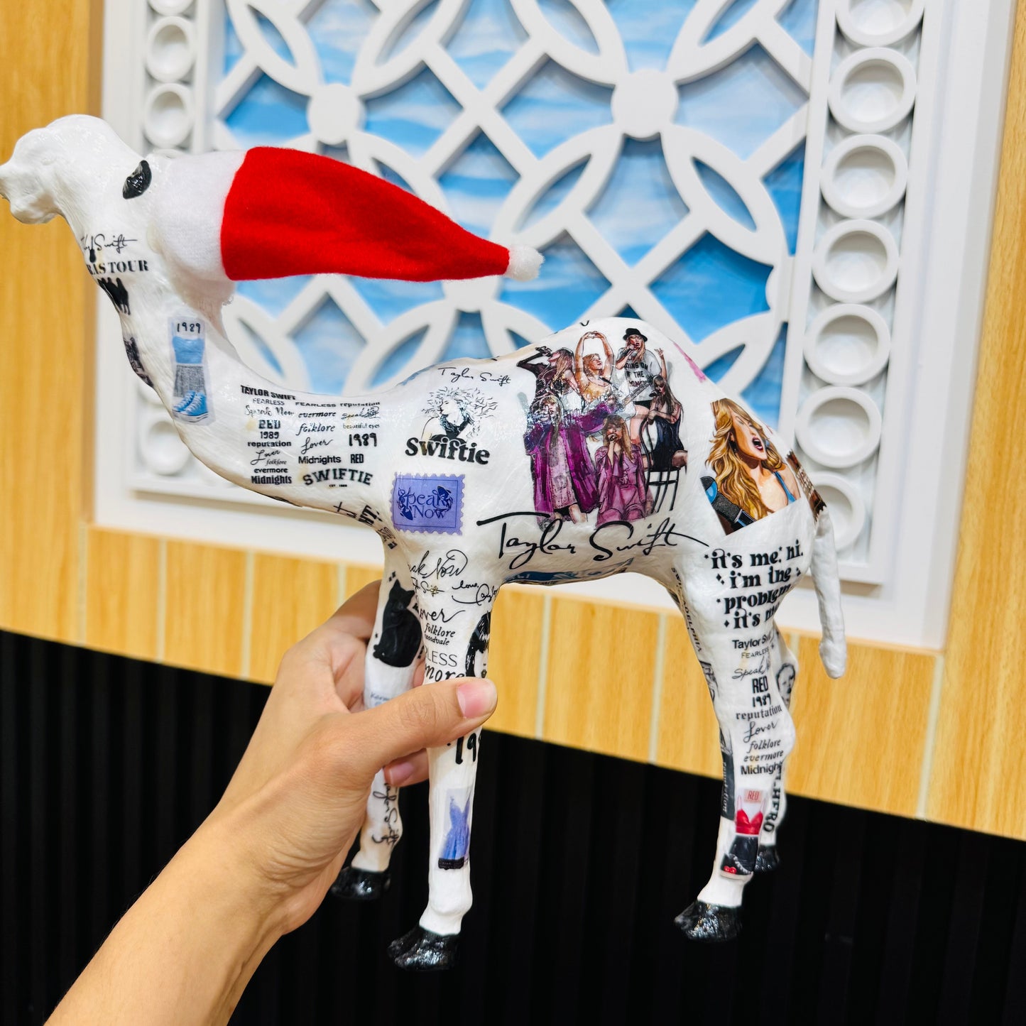 Customized Camel for a Taylor Swift Fan