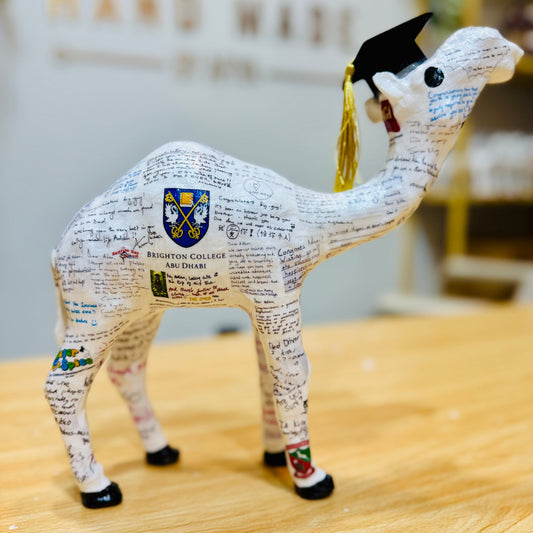 Handmade Graduation Camel – Personalized with Graduation Hat, University & School #1