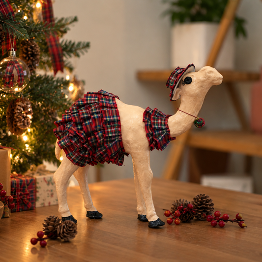 Handmade Scottish Tartan Christmas Camel – Festive Plaid Décor & Unique Christmas Gift