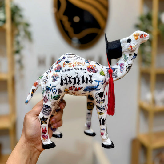 Handmade Graduation Camel – Personalized with Graduation Hat, University & School #7