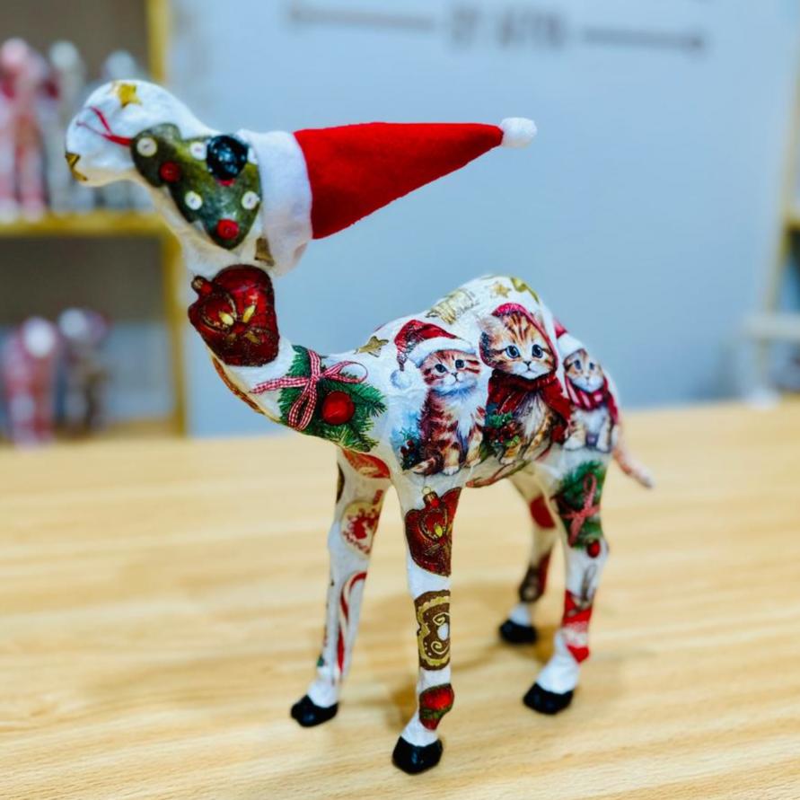 Handmade Camel with Cats in Christmas Vibe - Christmas Decoration & Gift